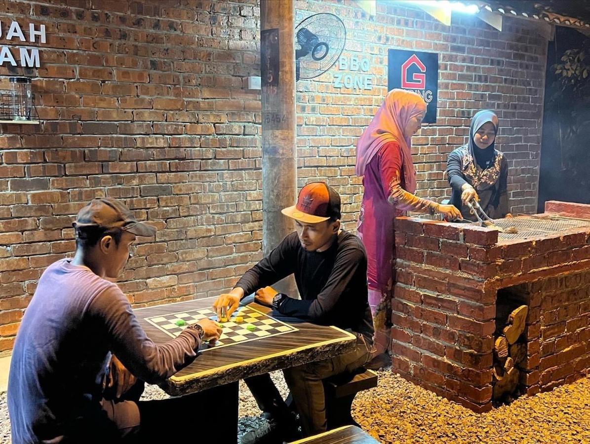Gading Chalet كُوالا تيرينغانو المظهر الخارجي الصورة