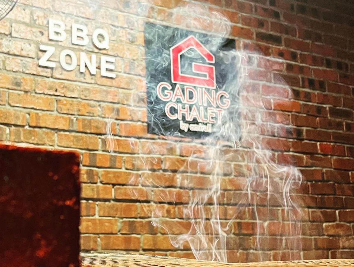 Gading Chalet كُوالا تيرينغانو المظهر الخارجي الصورة