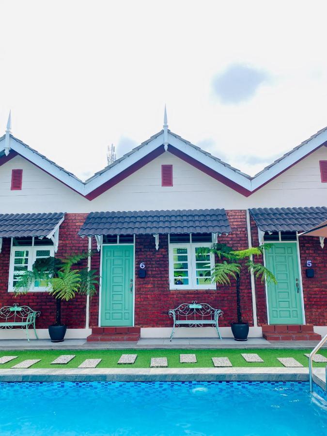 Gading Chalet كُوالا تيرينغانو المظهر الخارجي الصورة