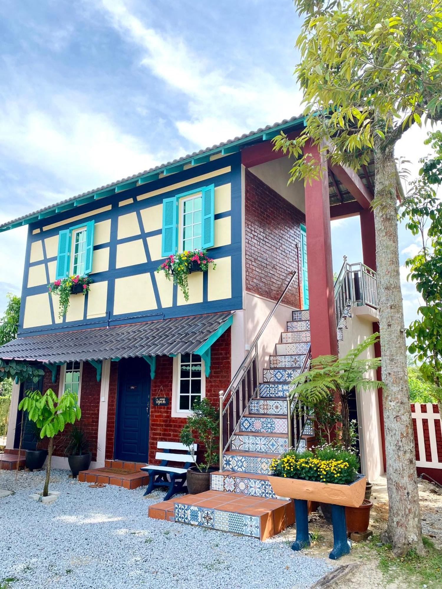 Gading Chalet كُوالا تيرينغانو المظهر الخارجي الصورة