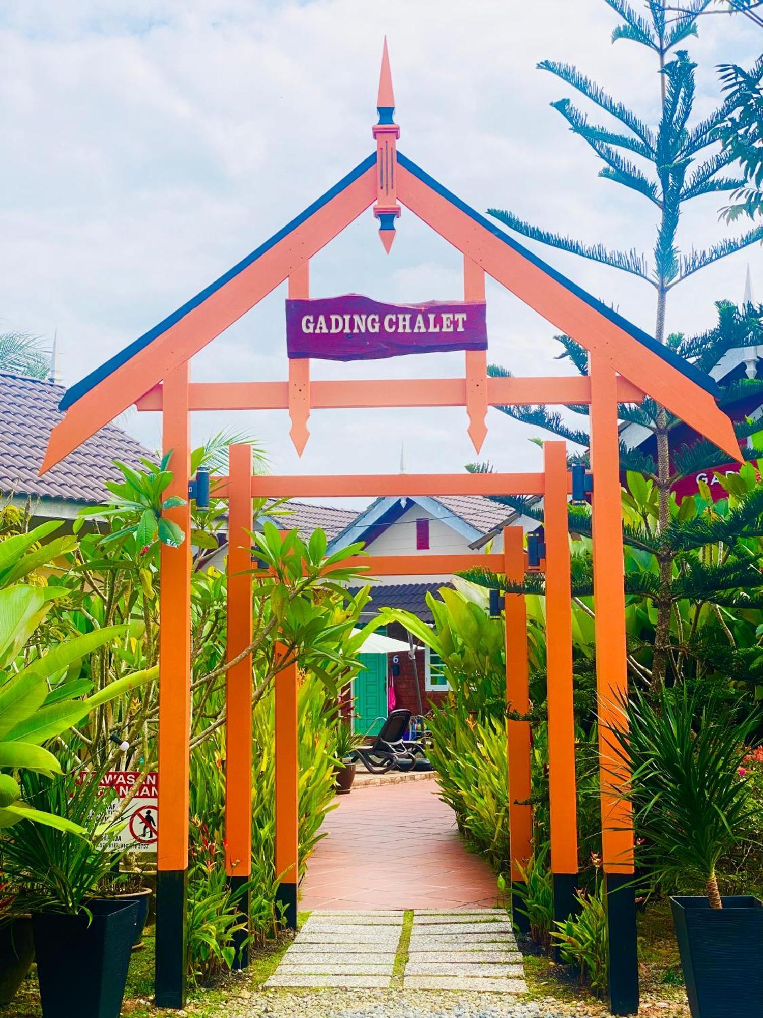 Gading Chalet كُوالا تيرينغانو المظهر الخارجي الصورة